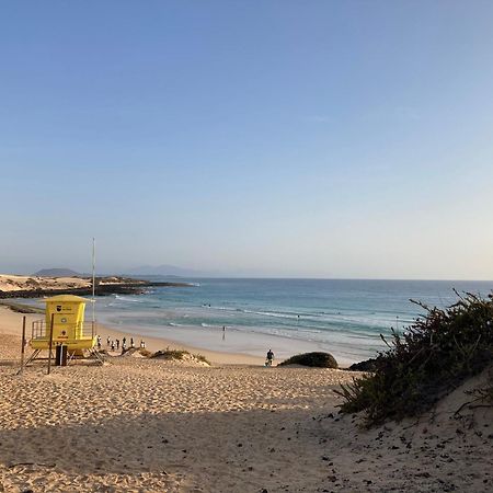 Majanicho Rock - Villa With Heated Pool Lajares Exterior foto